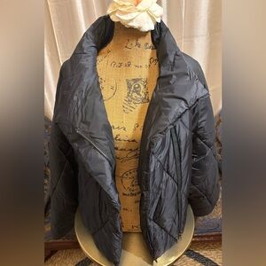 Calvin Klein Women's Zip Front Asym Light Puff with Elastic Hem - L